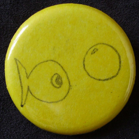 Badge Poisson Jaune