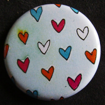 Badge « Les Amoureux » Coeurs Papillons