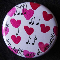 Badge « Les Amoureux » Un Petit Air d'Amour