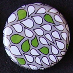 Badge Motifs Verts - Pétales Gris Vert