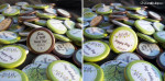 Mariage "Vert Pomme & Chocolat", badges personnalisés de Jess & Will