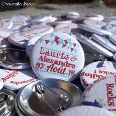 Mariage "Bleu, Rouge, Chevrons", badges personnalisés de Laurie & Alexandre