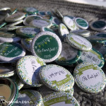 Mariage "Camaieu Vert", badges personnalisés de Vanessa & Achille