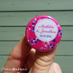 Mariage "Rose Fuchsia & Bleu Marine", badges personnalisés de Mathilde & Jonathan