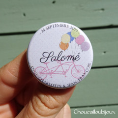 *Mariage « Vélo & Ballons Pastels », badges personnalisés de Anne-Charlotte & Jean-François