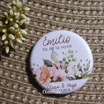 *Mariage « Fleurs Aquarelle », badges personnalisés de Clara & Hugo