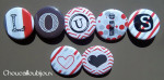 Badges Personnalisés Naissance Louis - Rouge, Gris & Noir