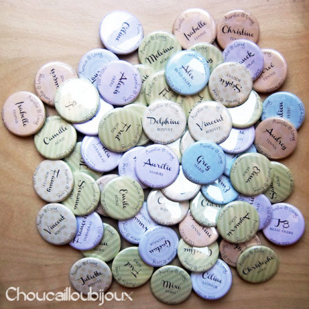 Anniversaire de mariage "Rayures Pastels", badges personnalisés de Aurélie & Greg