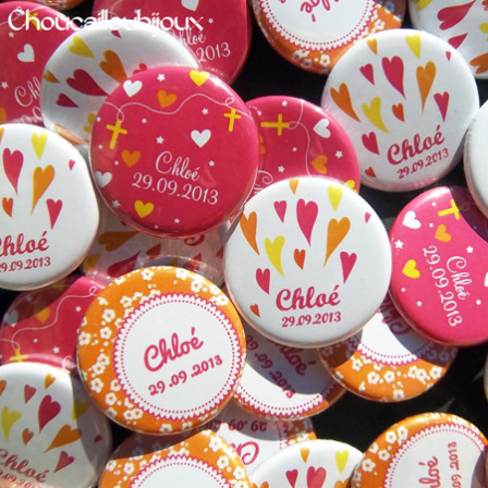 Badges Personnalisés Baptême Chloé - Cœurs Fuchsia & Orange