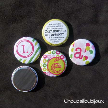 Badges/Magnets Personnalisés Prénoms - Passez Votre Commande !