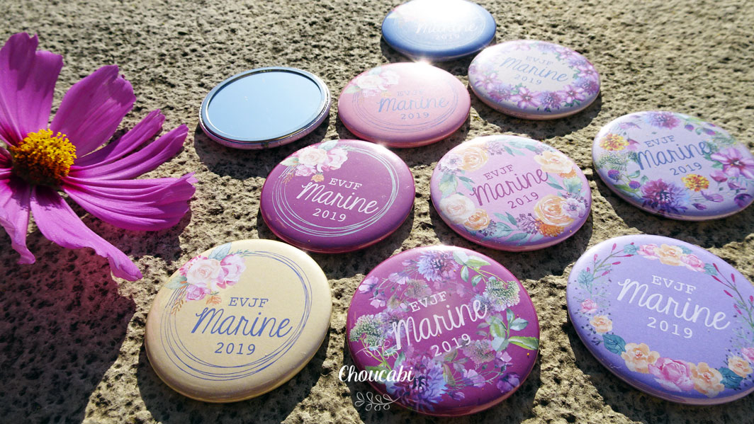 Choucabi-Badges_Personnalises_EVJF-Marine-Couronne_de_Fleurs-2.jpg